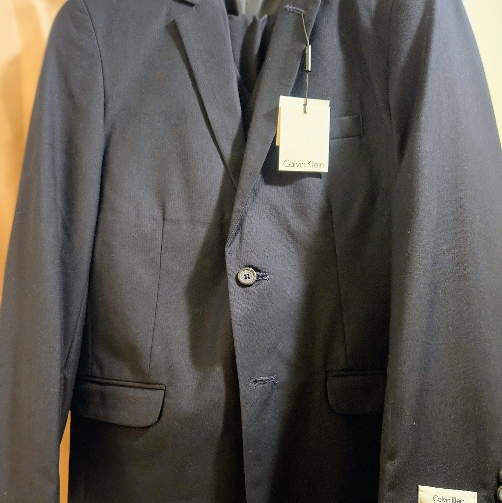 Calvin Klein Boy's Navy 3-Piece Suit - Picture 2 of 6